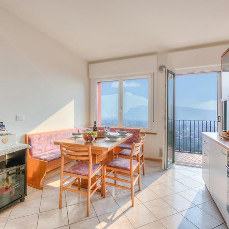 Lake View Dom-Us Apartment - Happy Rentals Riva del Garda Exterior photo