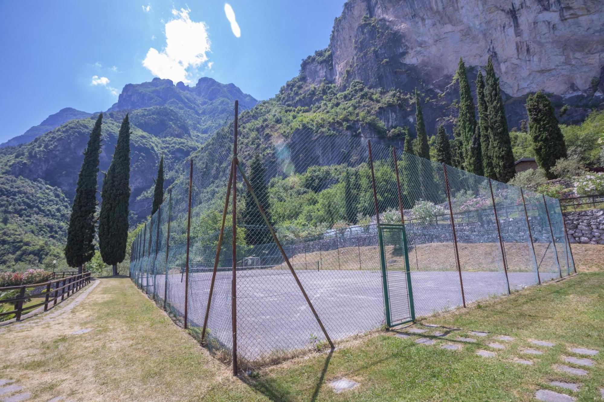 Lake View Dom-Us Apartment - Happy Rentals Riva del Garda Exterior photo